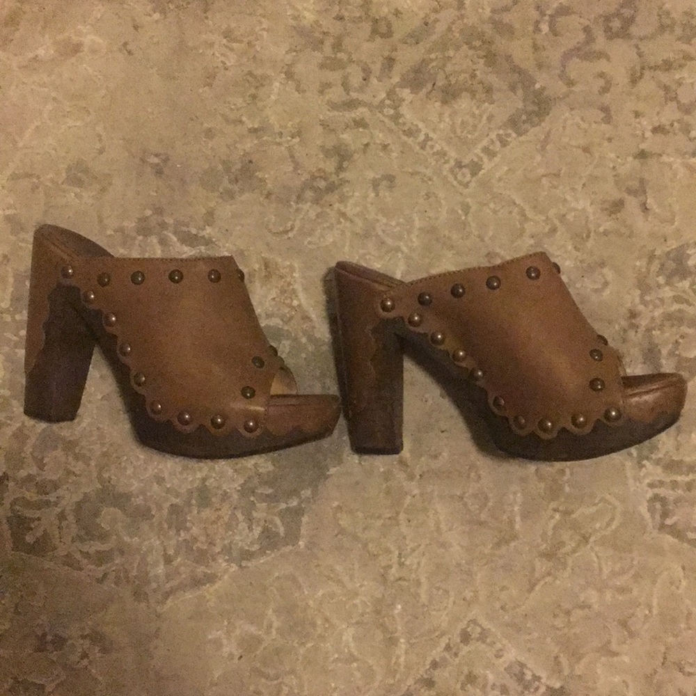 Stuart Weitzman Wedges
